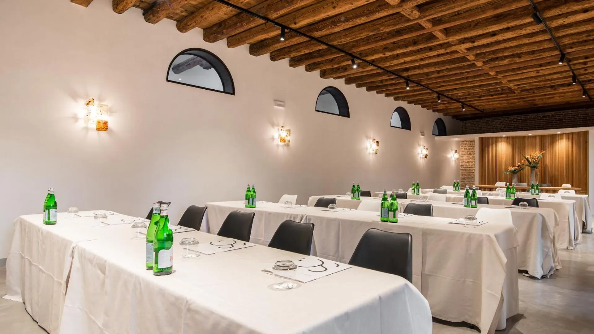 Hotel Ristorante Magia Del Brenta Fiesso D'artico 4*,  Italy